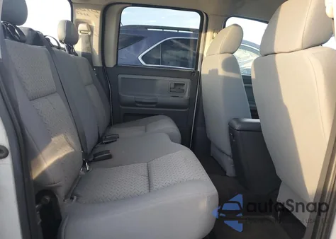 2008 Dodge Dakota Sxt z USA, uszkodzony, nr VIN 1D7HE38K48S559911